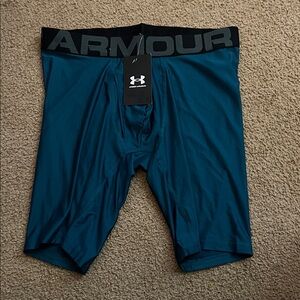 NWT  Mens M Under Armour 9” boxer jock.